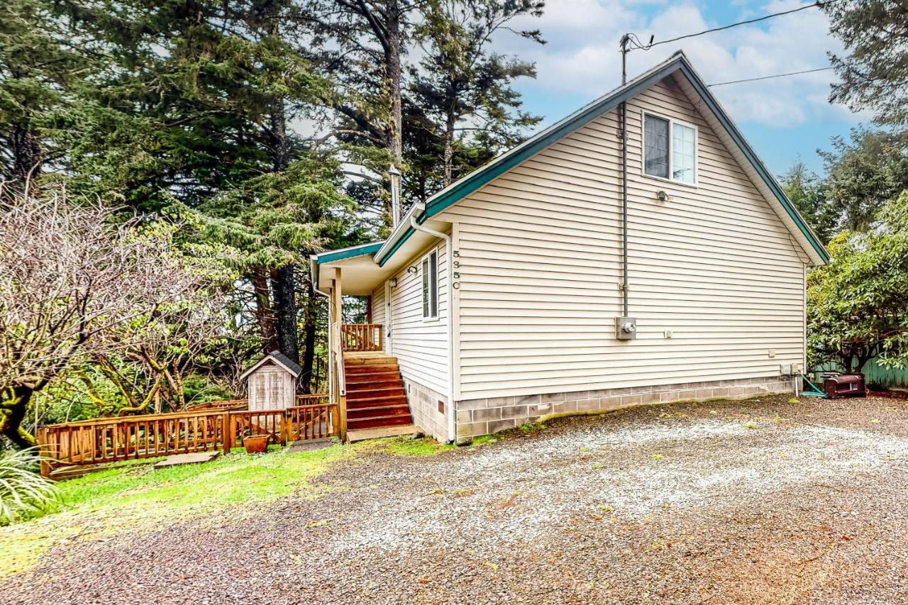 Treehouse By The Sea Villa Cape Meares Bagian luar foto